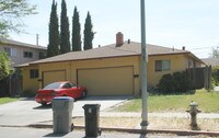 5166-5168 Giusti Dr Apartments