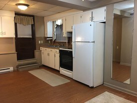 77 Derby Ave Seymour CT Apartments