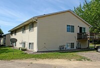 2602 Ruth St Apartments
