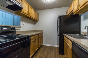 The Reserve At Mandarin Apartments