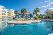 Z Islander Apartments