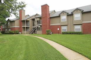 Cedar Glen Apartments