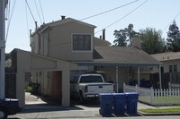 818 Lincoln Ave Apartments