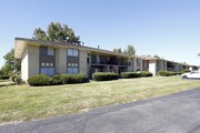 Willowbrook Lake Apartments