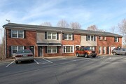 Kennedy Manor Town Homes Apartments