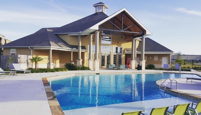 Advenir At Grand Parkway West Apartments