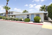 Las Palmas Apartments