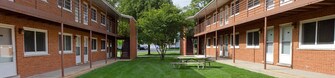 817 College Ave Wheaton IL Apartments