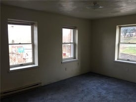 2 S Pennsylvania Ave Uniontown PA Apartments