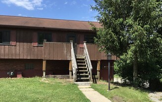 101 Mingo Church Rd Finleyville PA Apartments