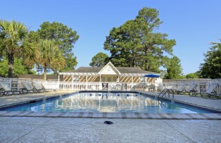 Hampton Oaks Apartments