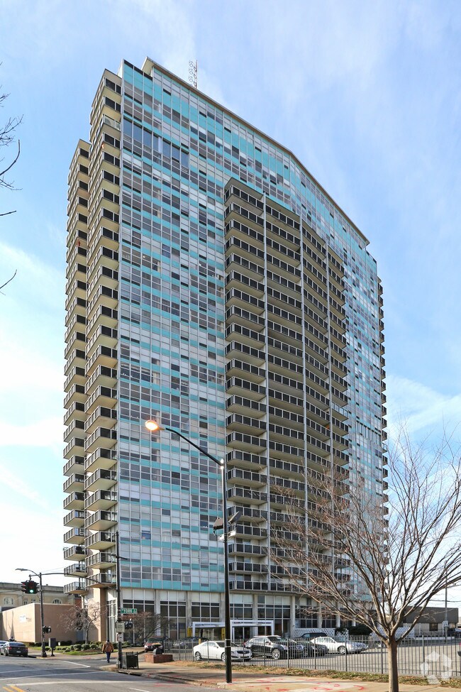 800 Tower City Apartments