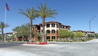 Lunaire Apartments