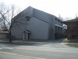 803 W Springfield Ave Champaign IL Apartments