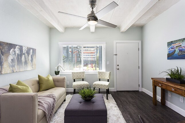 Iris Flats Apartments