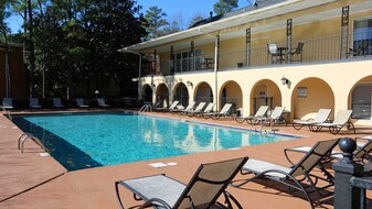 Riverchase Landing Apartments