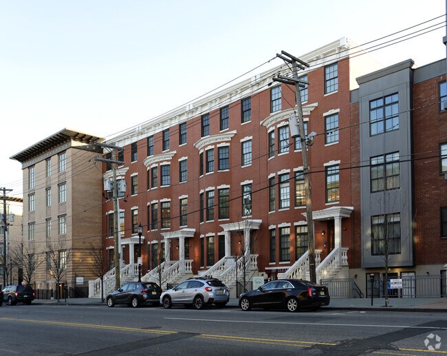 The Brownstones & Townhouses Rentals Jersey City, NJ