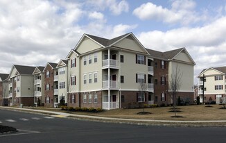 Camelot at Cinnaminson Harbour Apartments