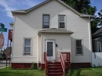 1117 Racine St Apartments