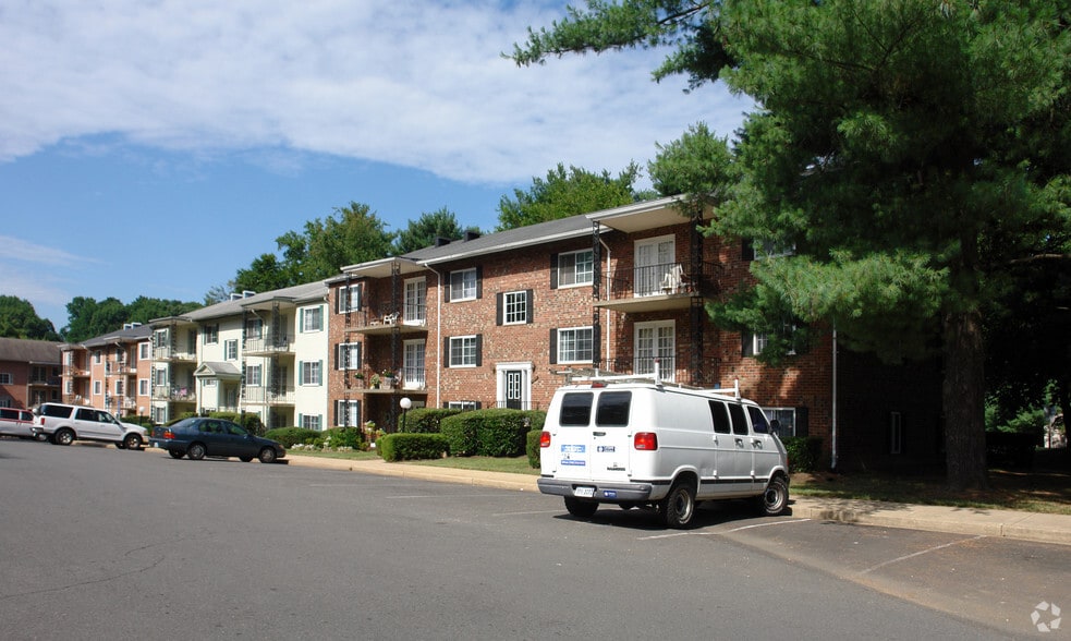 Wedgewood Apartments Rentals Annandale, VA