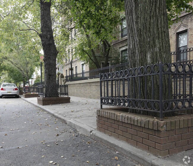 8610 109th St Richmond Hill, NY 11418 Rentals Richmond Hill, NY