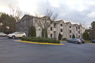 The Pointe at Crabtree Apartments