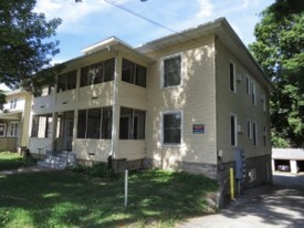 331 S Johnson St Iowa City IA Apartments