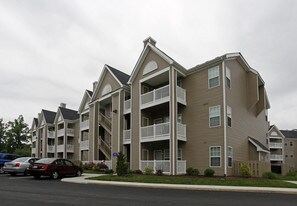 Featherstone Apartments at Kiln Creek