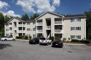 Legacy on Elm Apartments
