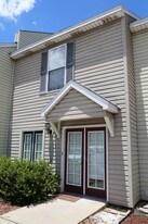 2 Bedroom Townhome for Rent $1250