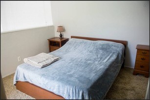 1750 N Western Ave Los Angeles CA Apartments