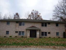 261 Kendall Ave Campbell OH Apartments