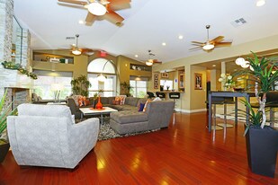 Gloria Park Villas Apartments