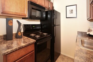 Country Club Verandas Apartments