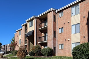 Willowdale Crossing Apartments