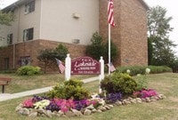Lakeside Commons Apartments