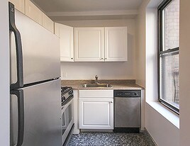 116-24 Metropolitan Ave Queens NY Apartments