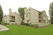 Maroa Park Apartments