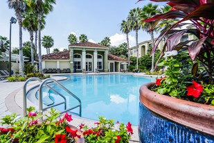 Legacy at Ft Clarke Apartments
