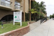 Laurel Pointe Apartments