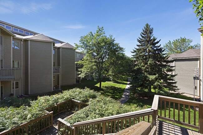 Maclaren Hill Apartments Maclaren Hill Apartments