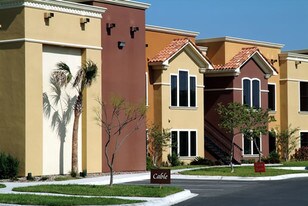 The District Apartments & SPA