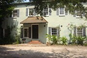 128 Wentworth St Charleston SC