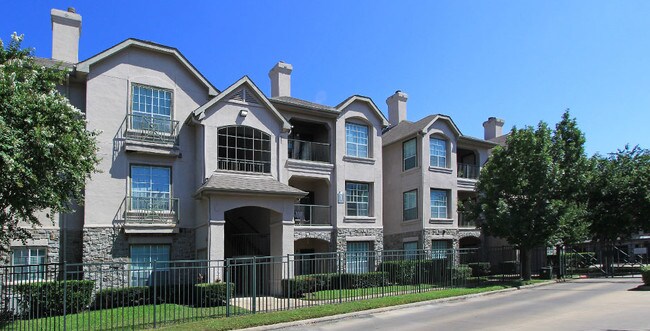 Village on the Parkway Apartments