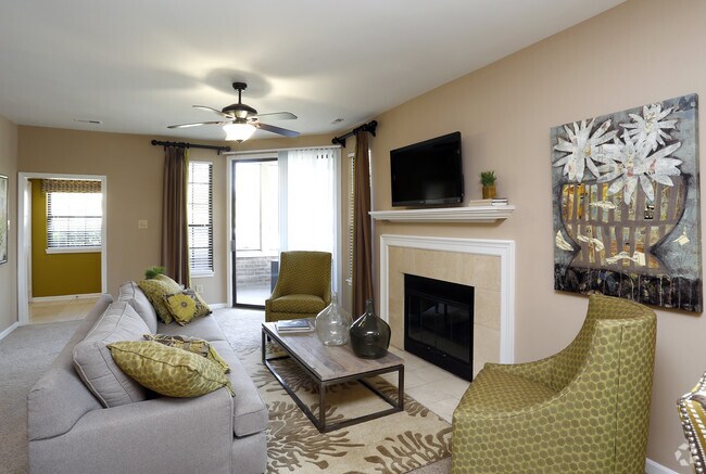 Willow Lake Apartments and Townhomes