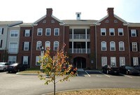 The Summit at Coates Run Apartments