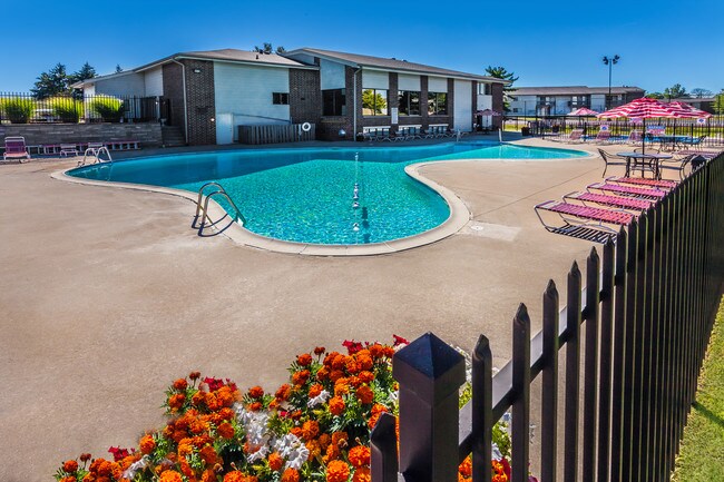 Oakbrook Village Apartments