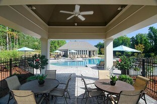 Greystone at Maple Ridge Apartments