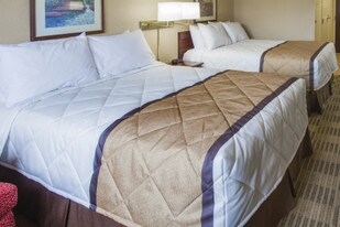 Furnished Studio – Hartford - Farmington