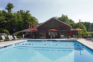 Carolina Crossing Apartments